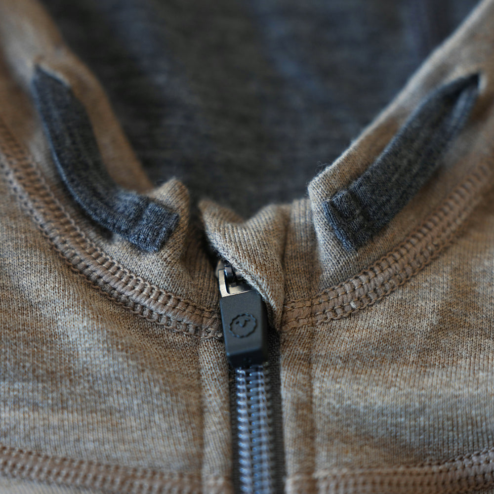 Isobaa Mens Merino 260 Casual Hoodie (Truffle Melange/Smoke)