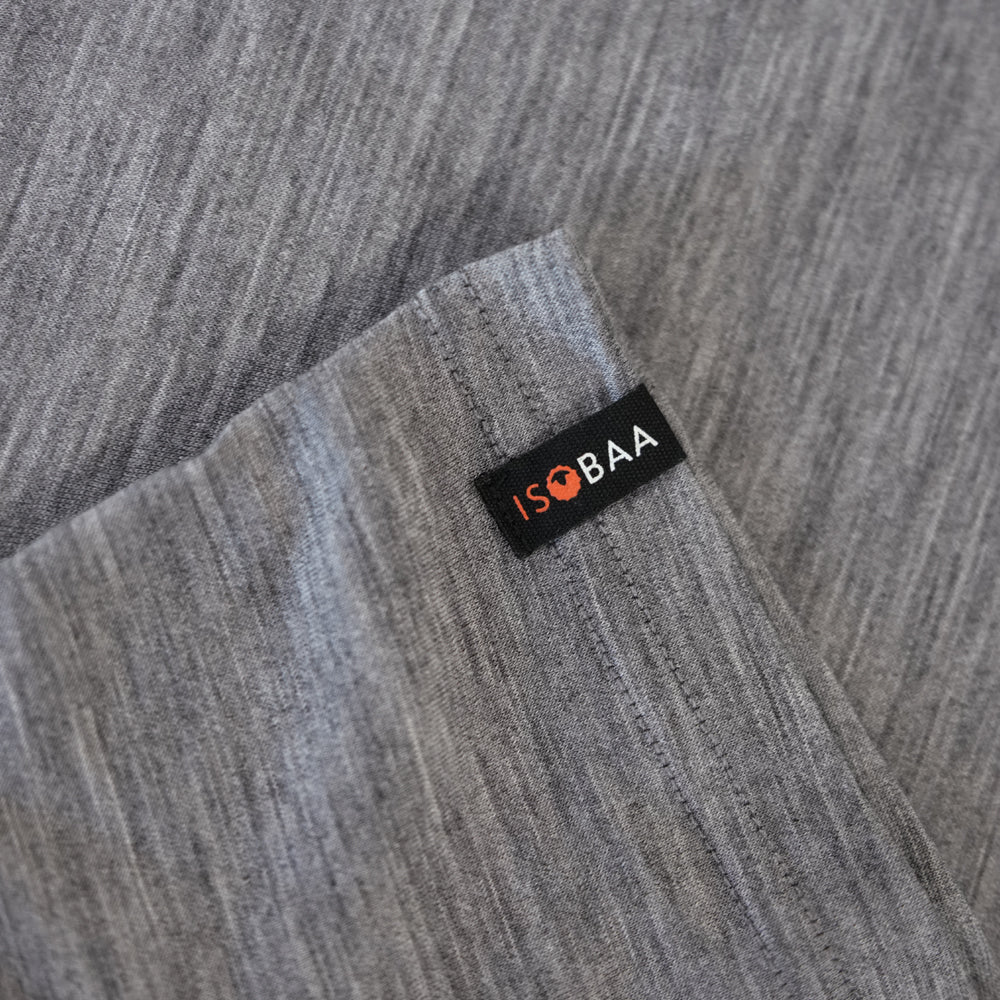Isobaa Womens Merino 150 Peaks T-Shirt (Charcoal Melange/Black)