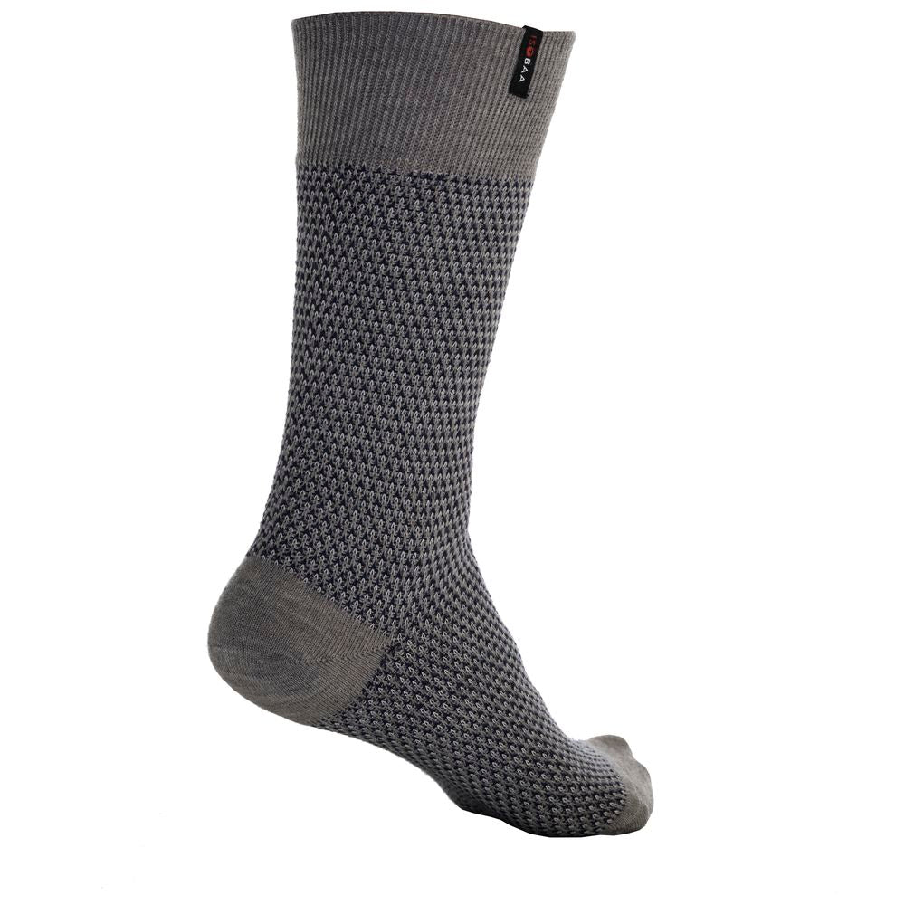 Isobaa | Merino Blend Moss Stitch Socks (Charcoal/Navy) | Isobaa's Merino blend moss-stitch socks are a must-have addition to your sock drawer with their cosy texture and natural Merino wool benefits.