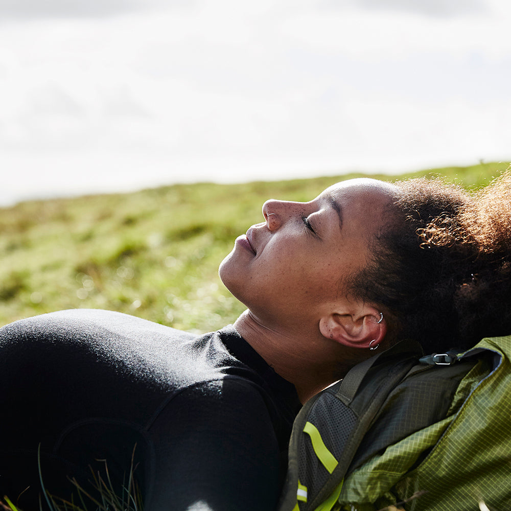 Isobaa | Womens Merino 180 Long Sleeve Crew (Black) | Get outdoors with the ultimate Merino wool long-sleeve top. | Model: Savanah