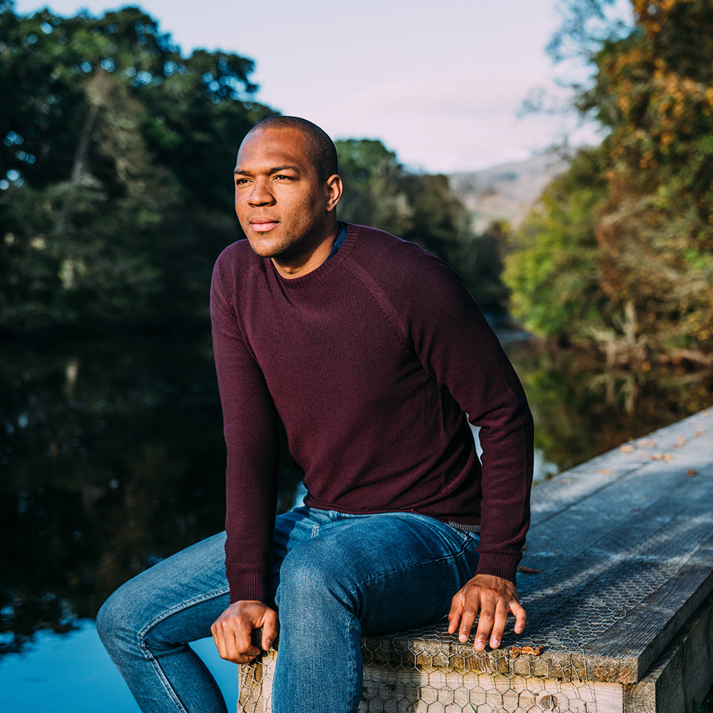 Isobaa | Mens Merino Moss Stitch Sweater (Wine/Smoke) | Discover timeless style and outdoor-ready comfort with our extrafine Merino wool crew neck sweater. | Model: Edirin