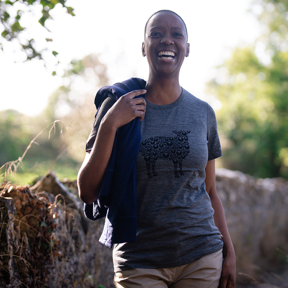 Isobaa | Womens Merino 150 Sheep Tee (Smoke/Black) | Gear up for everyday adventures in Isobaa's superfine Merino Tee. | Model: Yolisa