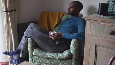 Isobaa | Mens Merino Blend 200 PJ Joggers (Smoke Melange) | Our superfine Merino blend joggers. | align: 25% 60% | Model: Michael