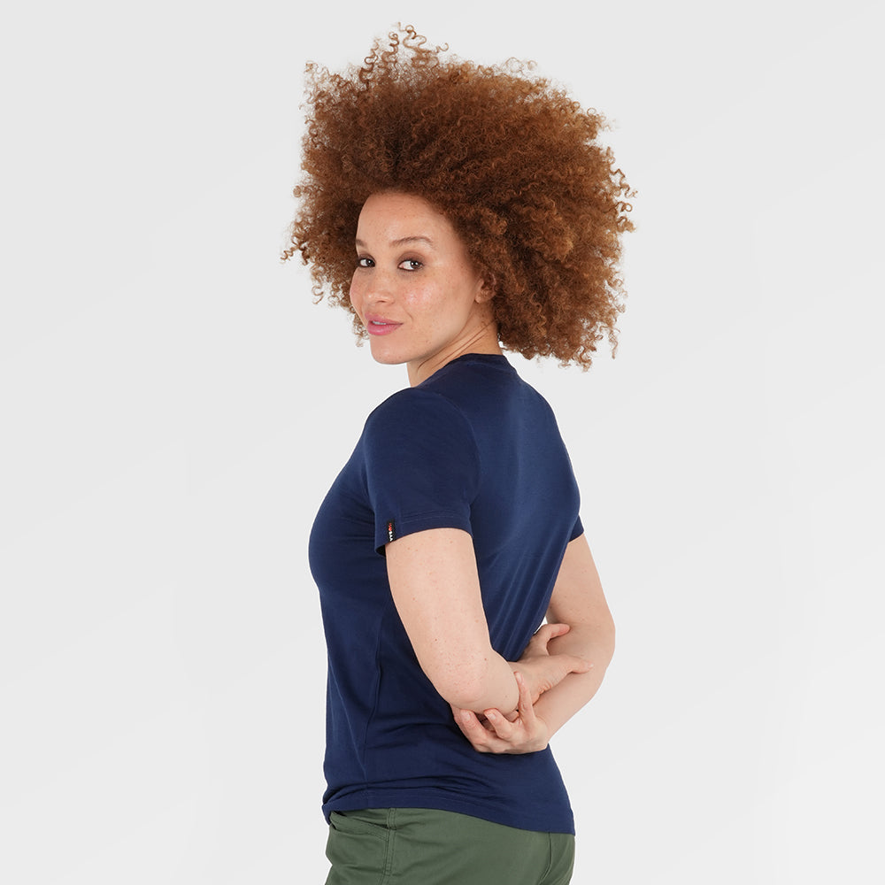 Womens Merino 150 Sketched Sunset Tee (Navy/Charcoal) | Model: Chi Chi